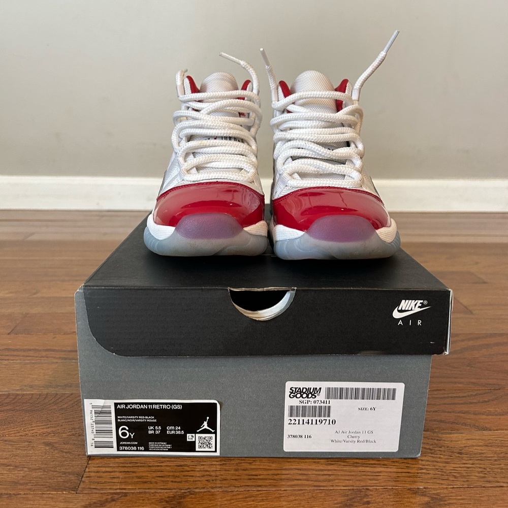 Air Jordan 11 Retro (gs) size 6y
